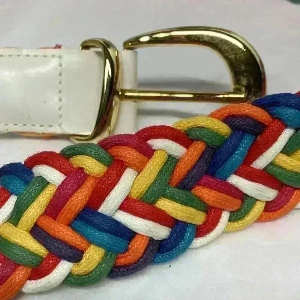 In good condition vintage rainbow woven belt 38 inches long - Picture 2 of 3